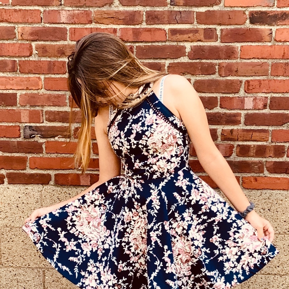 B.Darlin Junior’s Dress